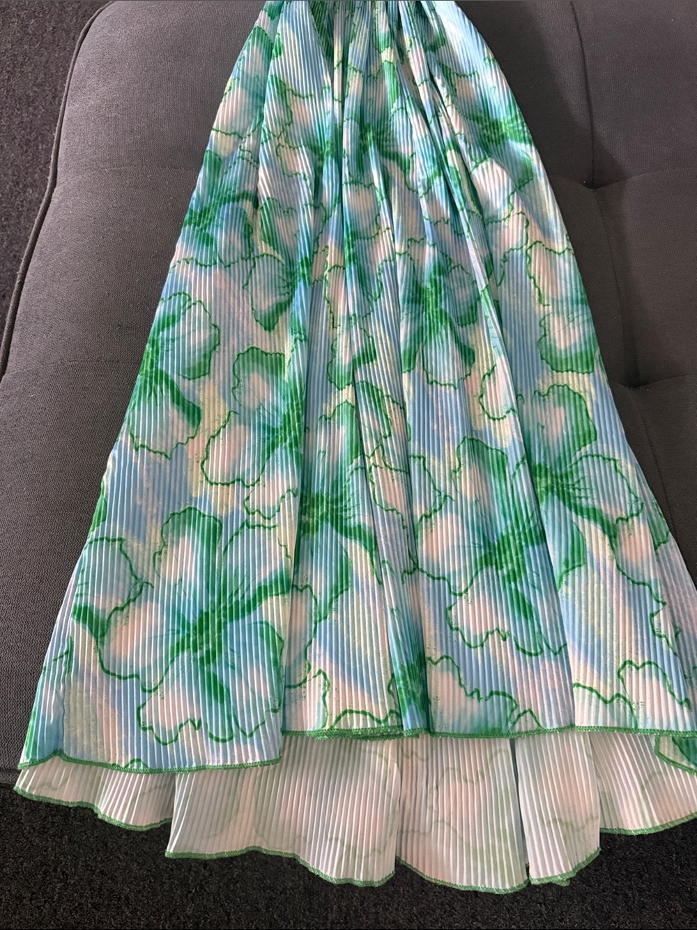 Hawaii Green Floral Pleated Dress